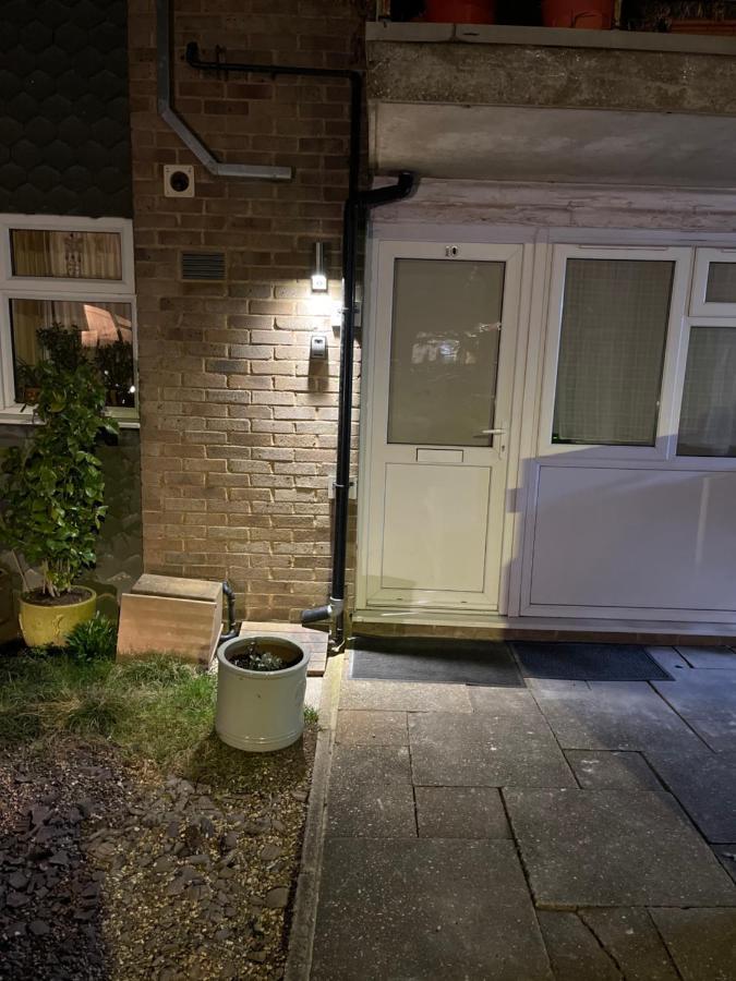 10 Boutique Studio Apartment Near Tube - Quiet Location Little Missenden Luaran gambar
